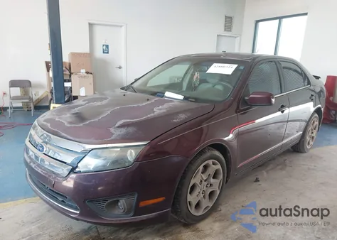 2011 Ford Fusion Se z USA, uszkodzony, nr VIN 3FAHP0HA1BR327639